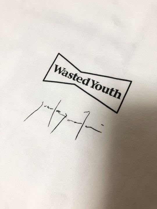 ●WASTED YOUTH ×山谷祐介 限定Tシャツ付写真集　VERDY Amazon.co.jp: WASTED YOUTH ×山谷祐介 限定Tシャツ付写真集